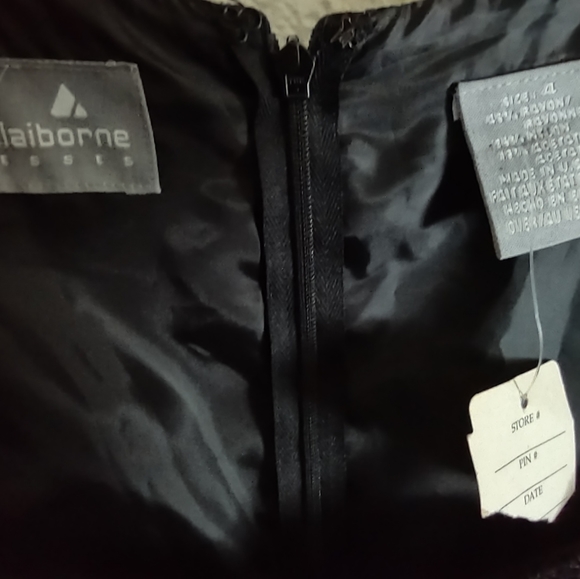 Vintage black lace dress size small - Picture 11 of 12